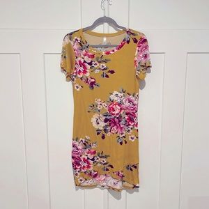 Magic fit dress size small NWOT